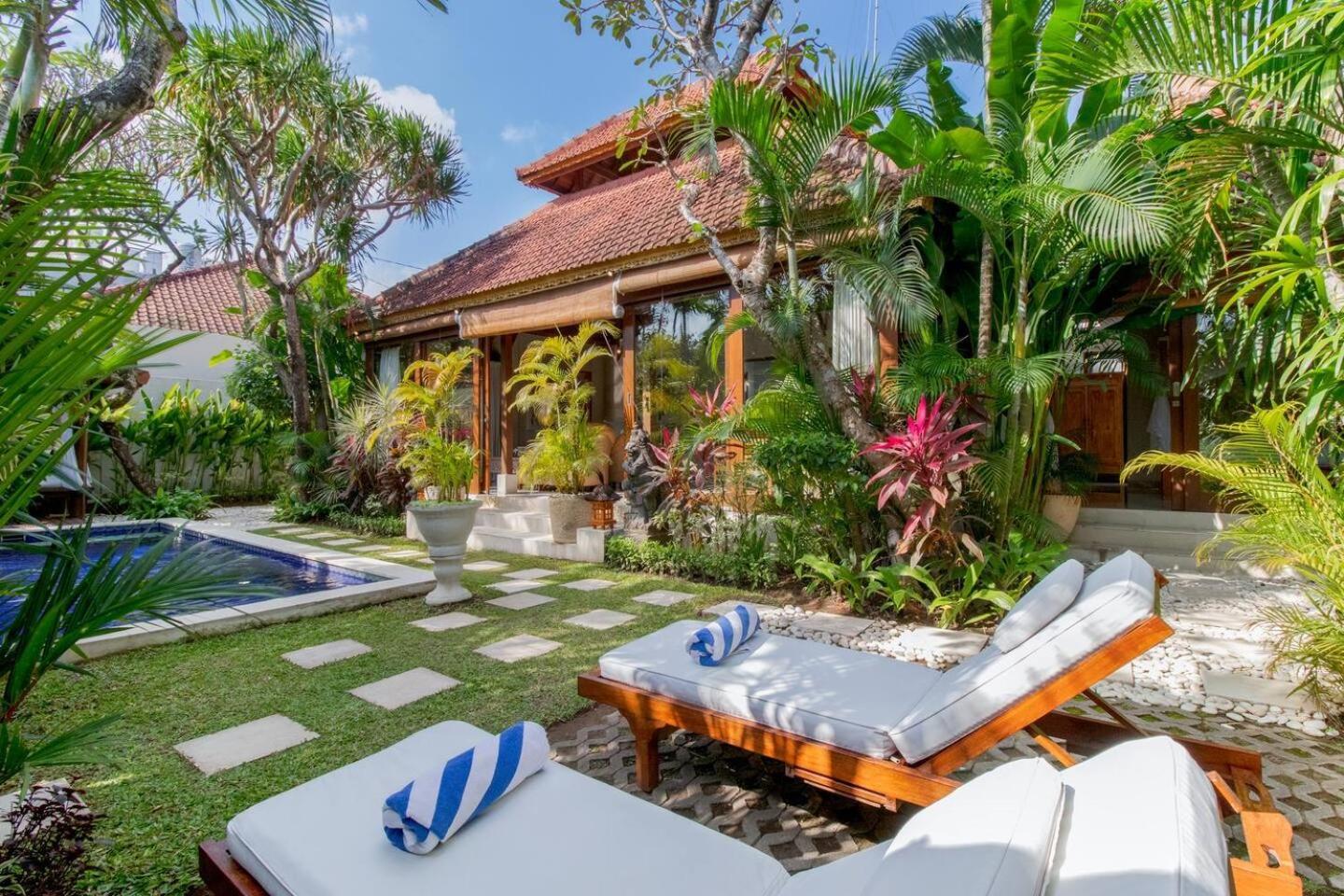 Heart Of Seminyak, 2Br, Sleeps 4, Walk To Bintang Villa Exterior photo